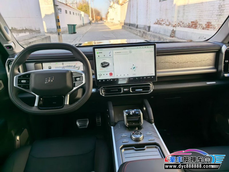 25年捷途旅行者轿车抵押车出售