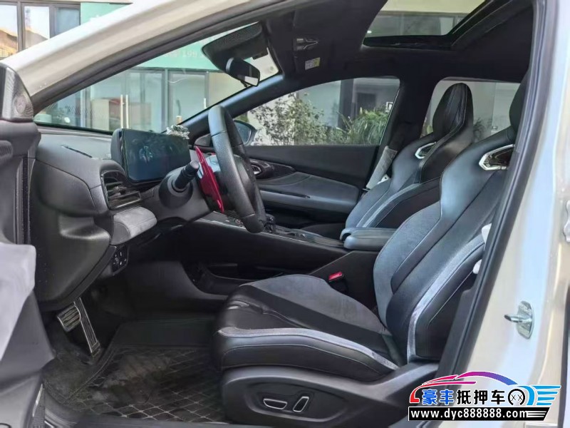 24年传祺影豹轿车抵押车出售