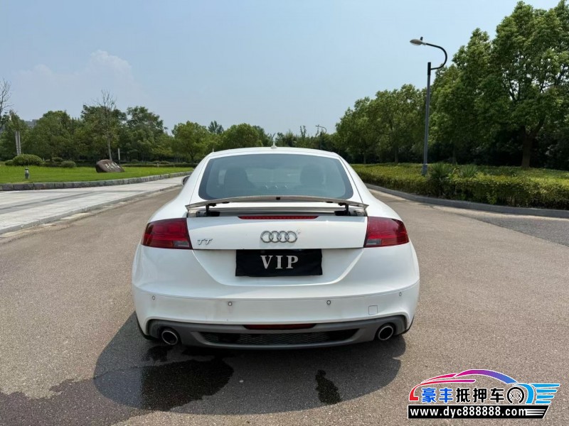 13年奥迪TT轿车抵押车出售