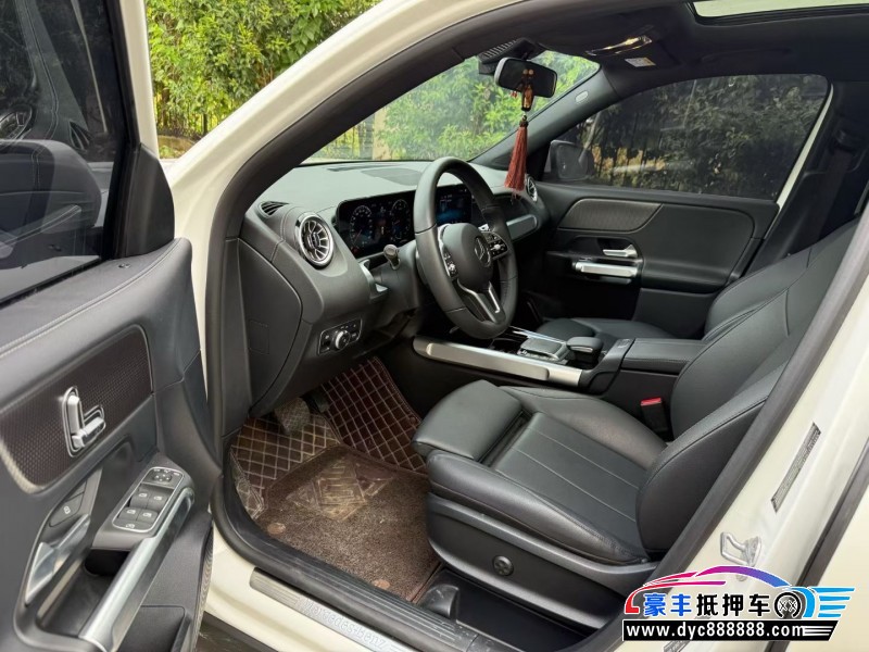 21年奔驰GLB轿车抵押车出售