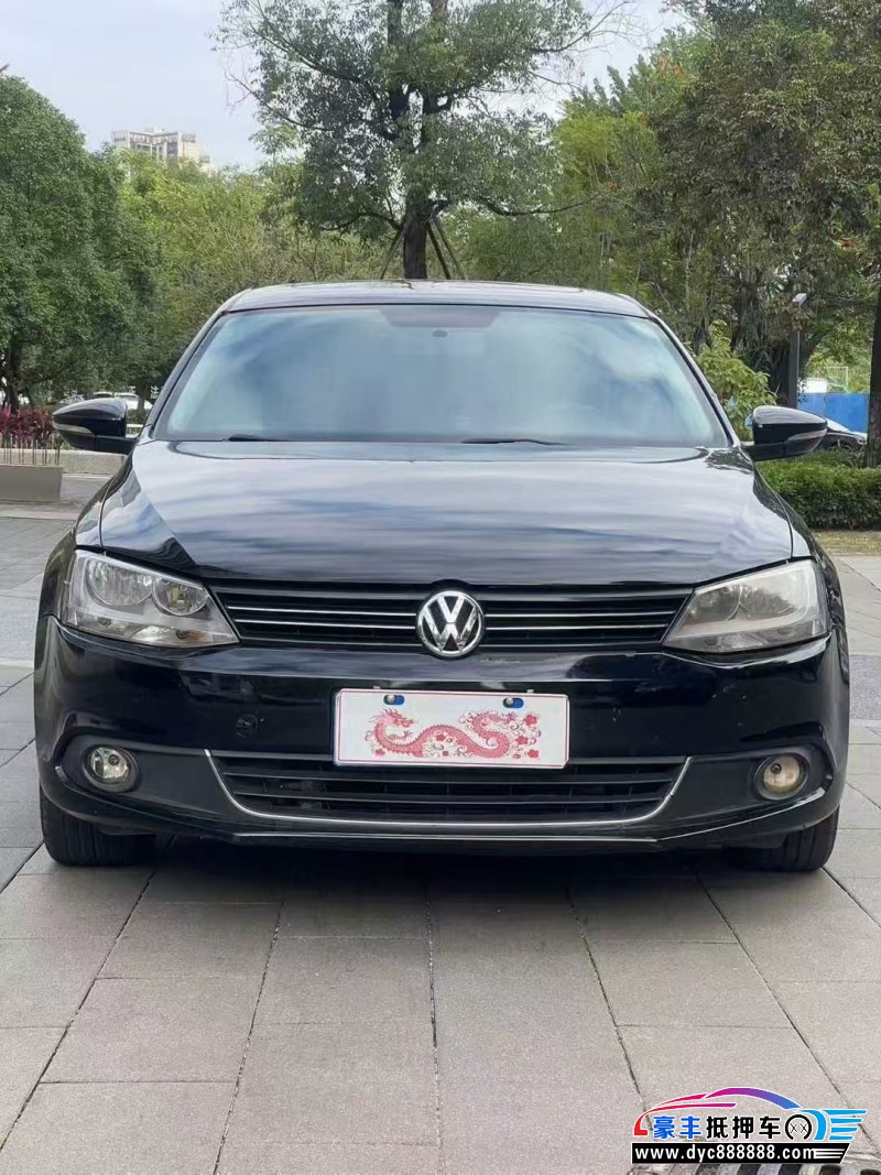 14年大众速腾轿车抵押车出售