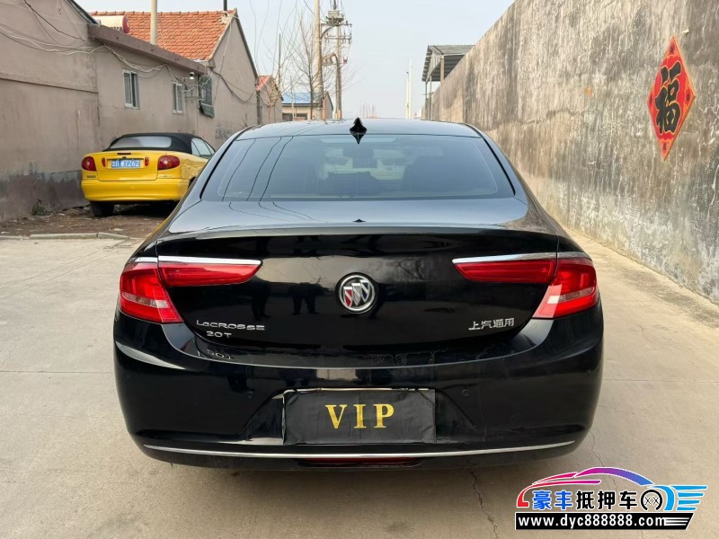 18年别克君越轿车抵押车出售