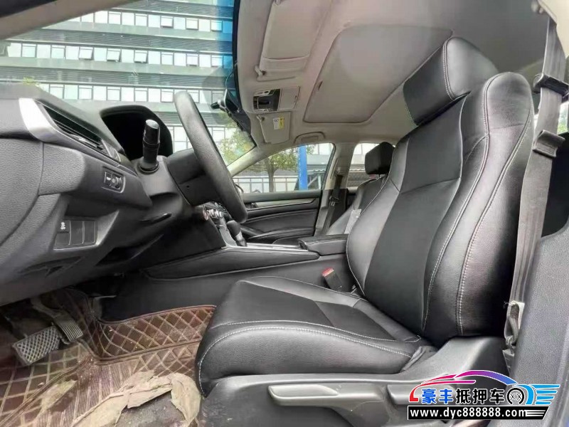 19年本田雅阁轿车抵押车出售