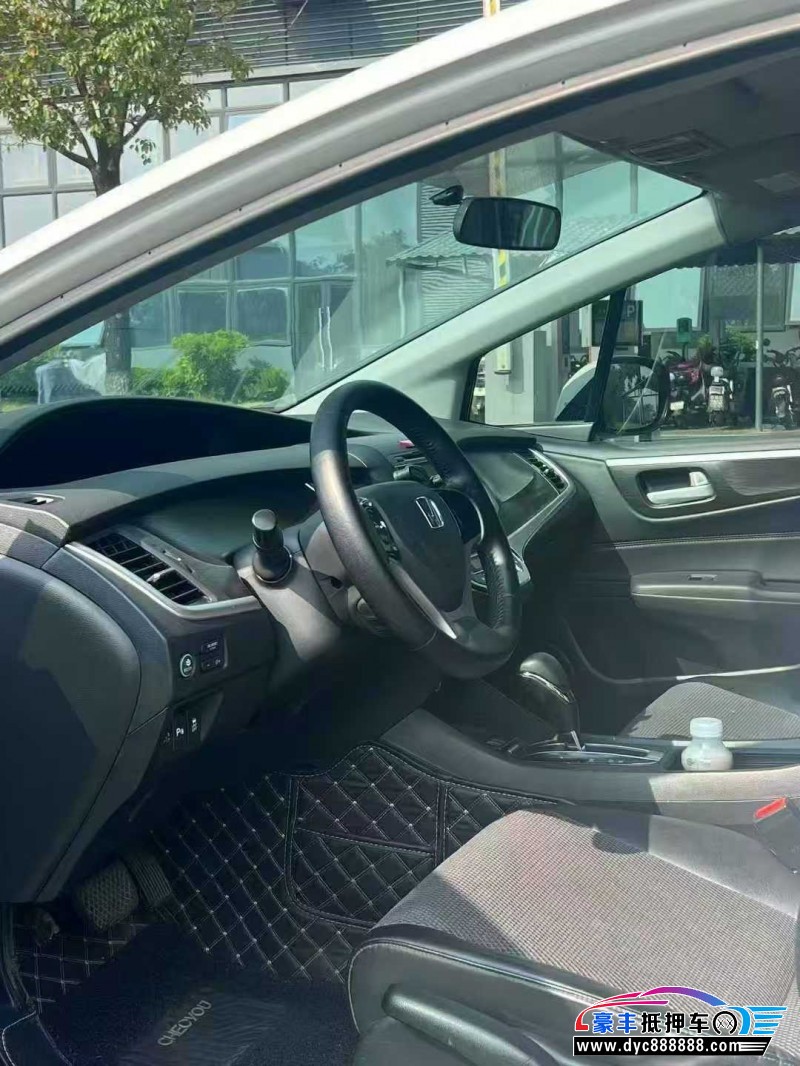 15年本田杰德轿车抵押车出售