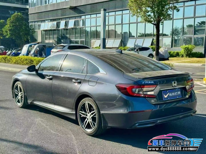 22年本田雅阁轿车抵押车出售