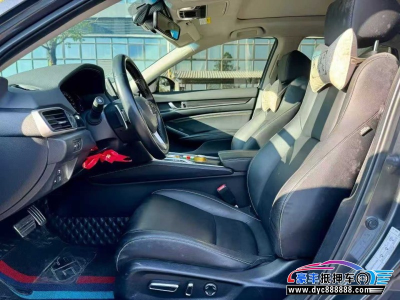 22年本田雅阁轿车抵押车出售