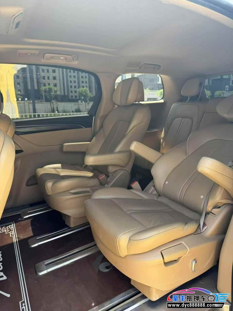 21年别克GL8轿车抵押车出售