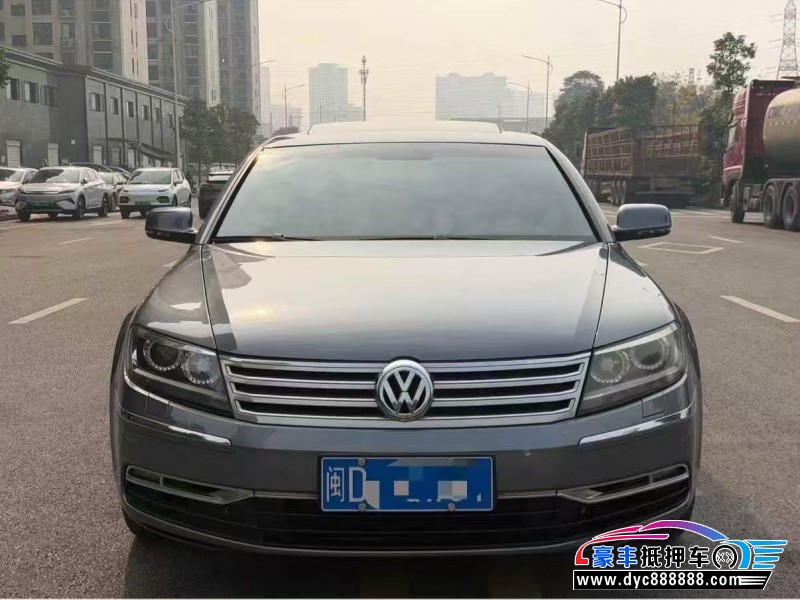 14年大众辉腾轿车抵押车出售