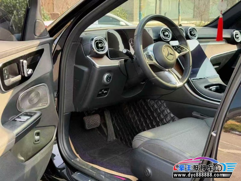 23年奔驰C轿车抵押车出售