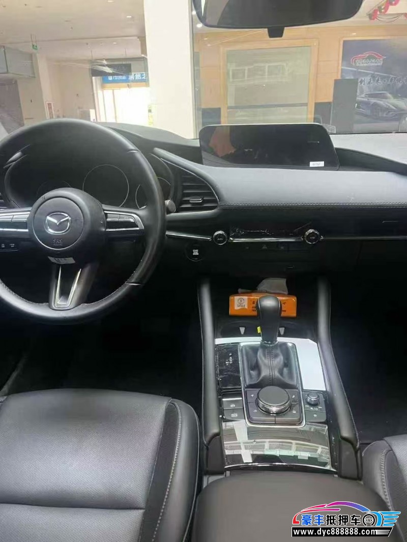 25年马自达3 Axela昂克赛拉轿车抵押车出售