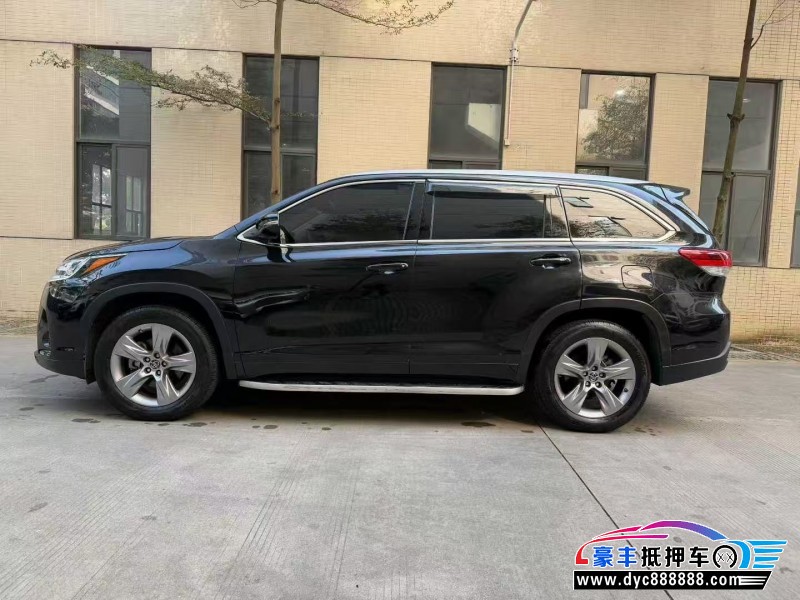 21年丰田汉兰达轿车抵押车出售