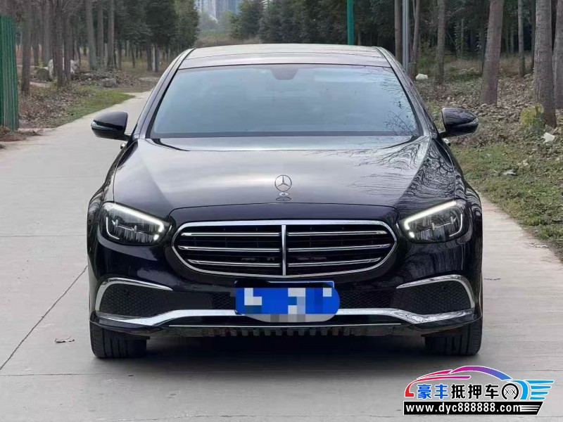22年奔驰E轿车抵押车出售