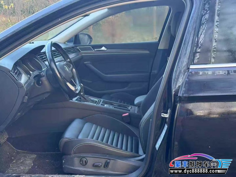 20年大众迈腾轿车抵押车出售