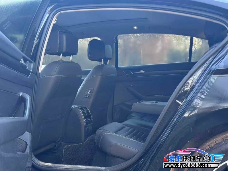 20年大众迈腾轿车抵押车出售