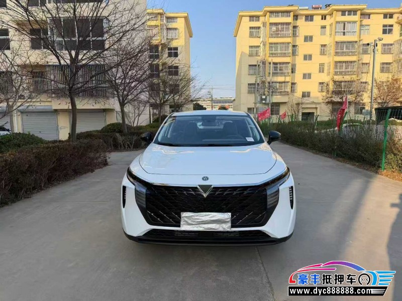 25年启辰大V轿车抵押车出售