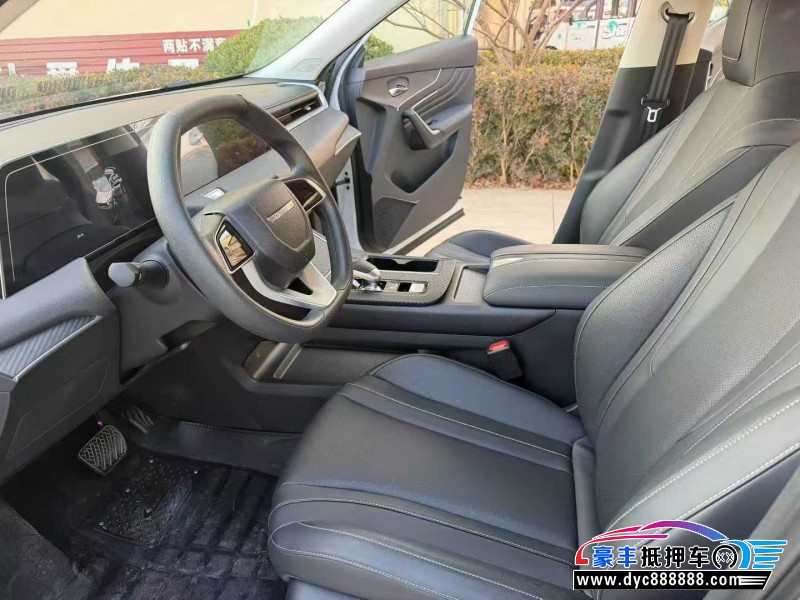 25年启辰大V轿车抵押车出售