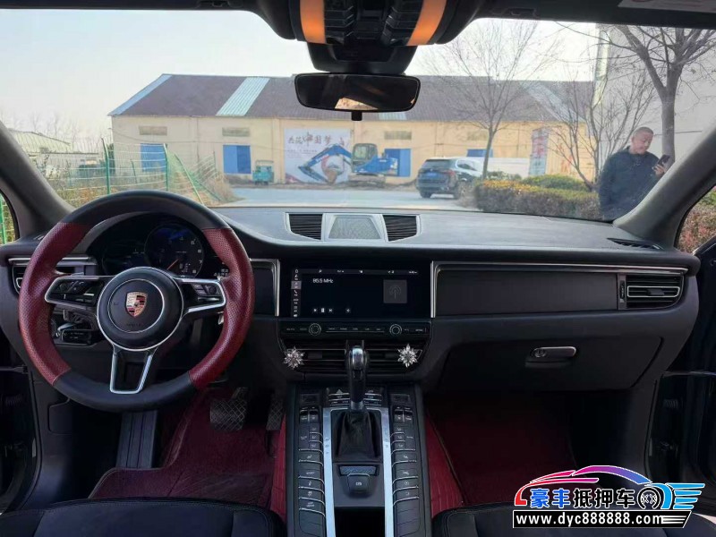 19年保时捷Macan迈凯轿车抵押车出售