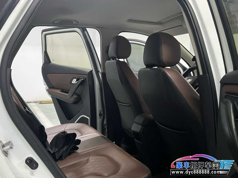 18年一汽森雅R7轿车抵押车出售