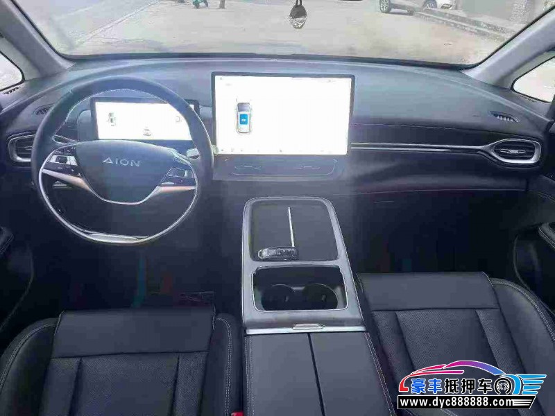 24年埃安v轿车抵押车出售