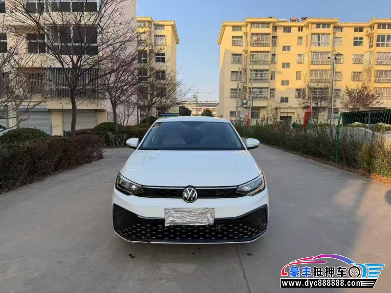 25年大众朗逸轿车抵押车出售