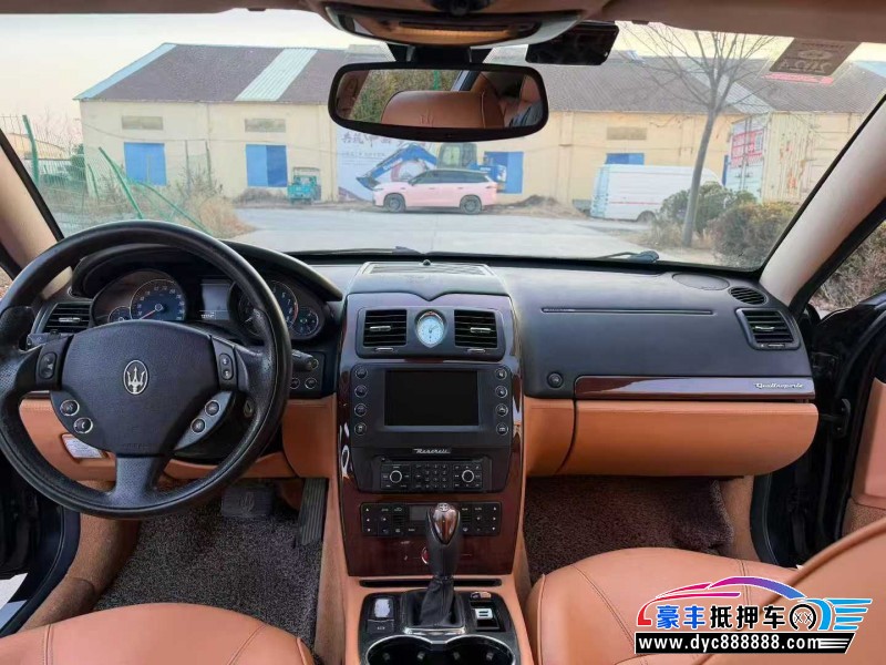 13年玛莎拉蒂总裁轿车抵押车出售