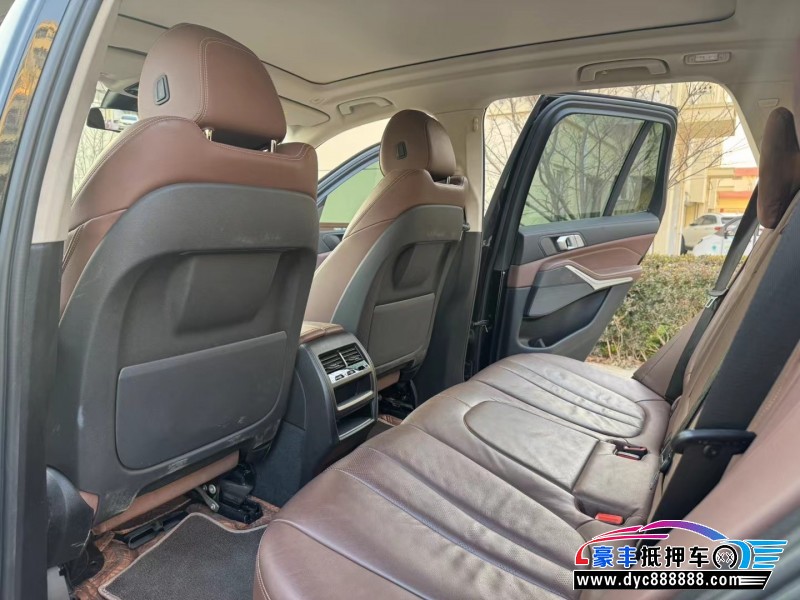 20年宝马X5轿车抵押车出售