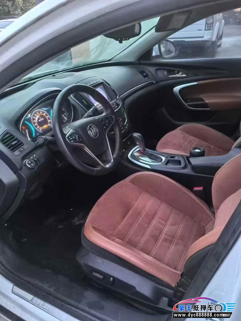 16年别克君威轿车抵押车出售