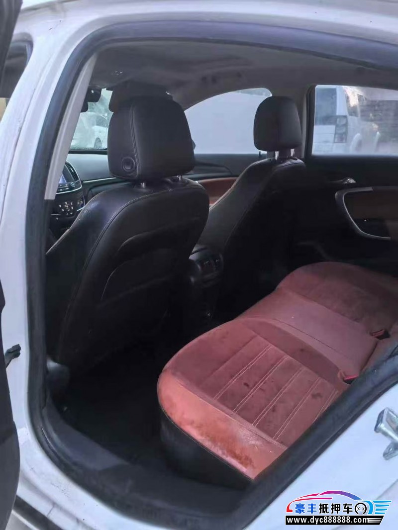 16年别克君威轿车抵押车出售