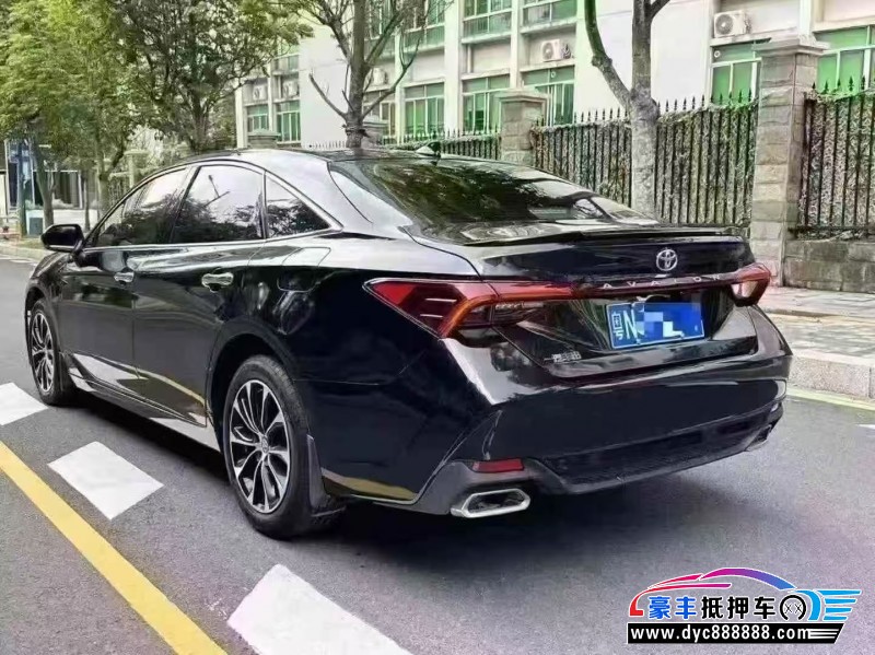 23年丰田亚洲龙轿车抵押车出售