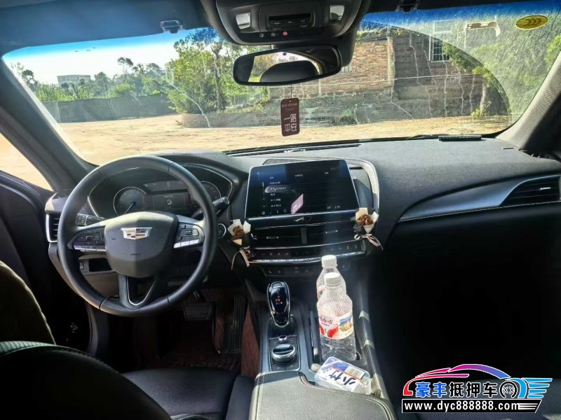 22年凯迪拉克CT5轿车抵押车出售