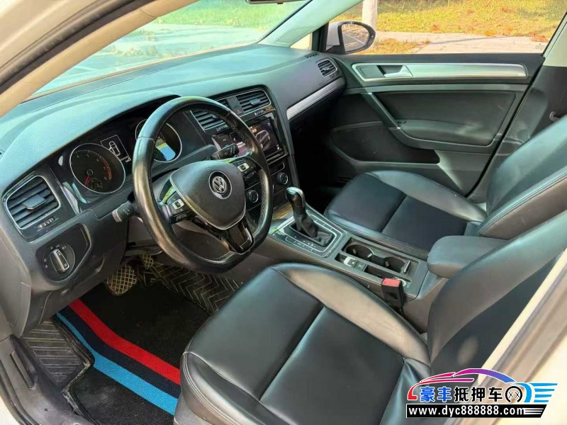 19年大众高尔夫轿车抵押车出售