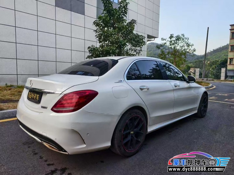 17年奔驰C轿车抵押车出售