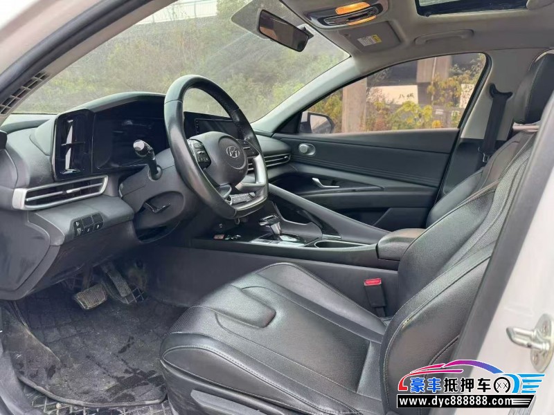 22年现代伊兰特轿车抵押车出售