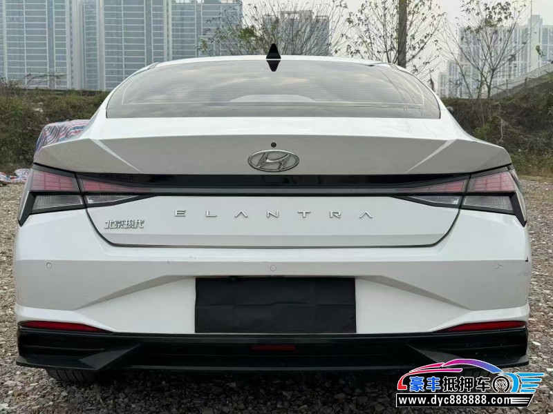 22年现代伊兰特轿车抵押车出售