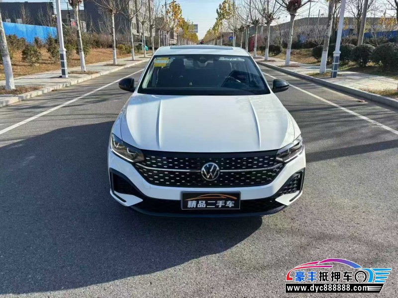 25年大众朗逸轿车抵押车出售