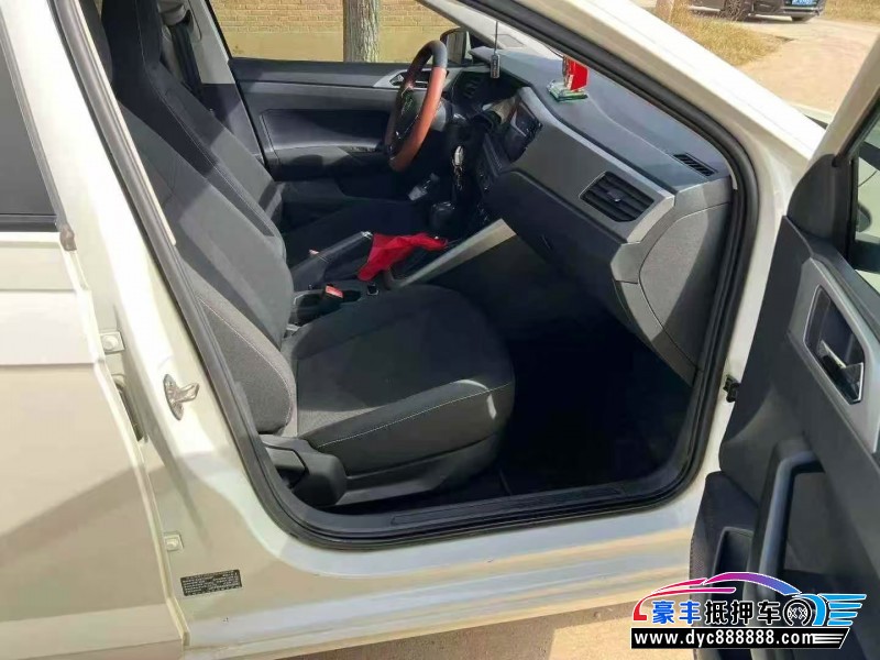 22年大众polo轿车抵押车出售