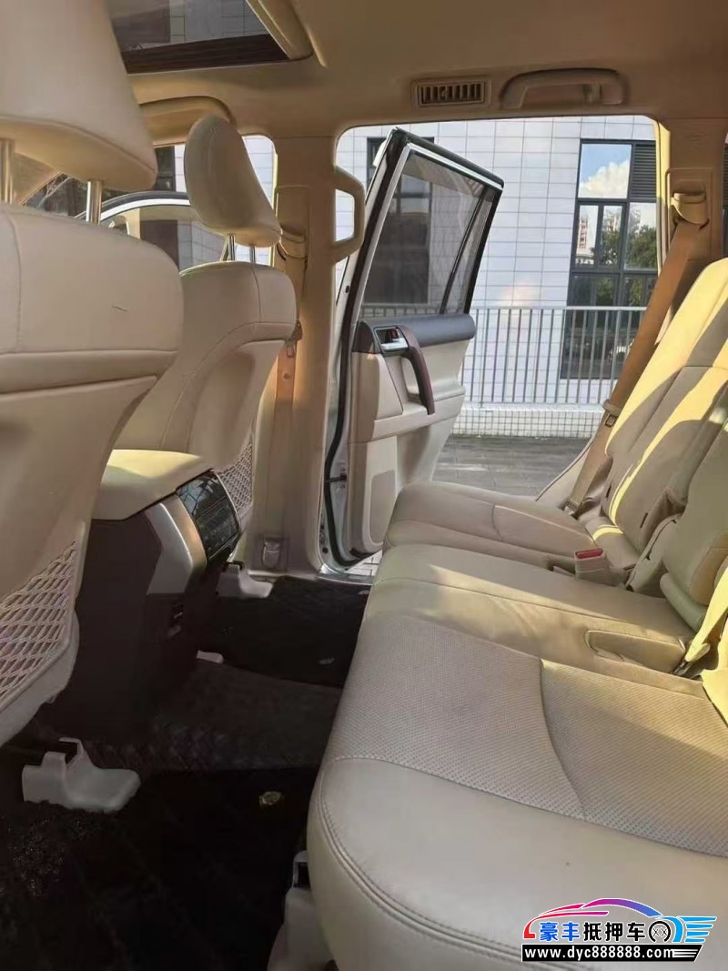 19年丰田普拉多（霸道）轿车抵押车出售