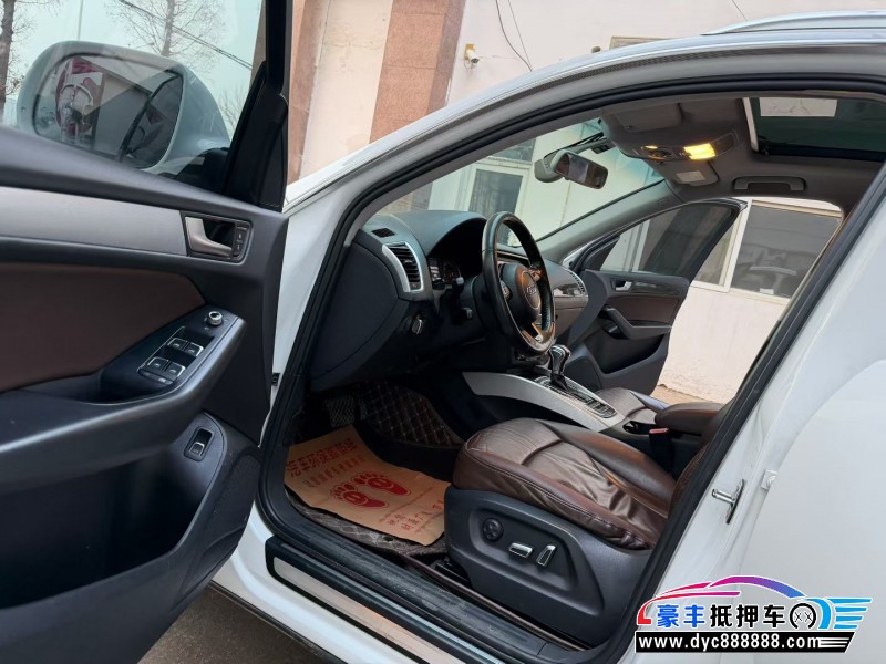 15年奥迪Q5轿车抵押车出售