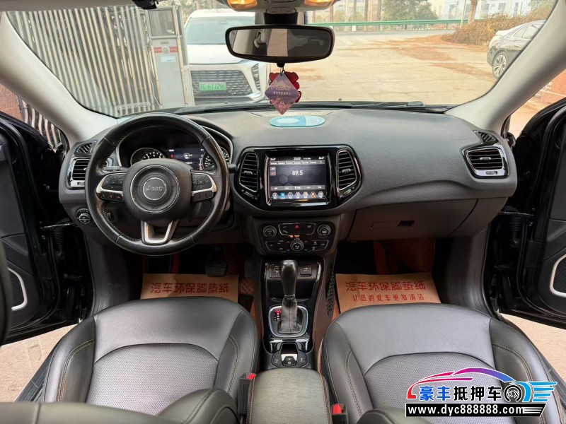 19年Jeep指南者轿车抵押车出售