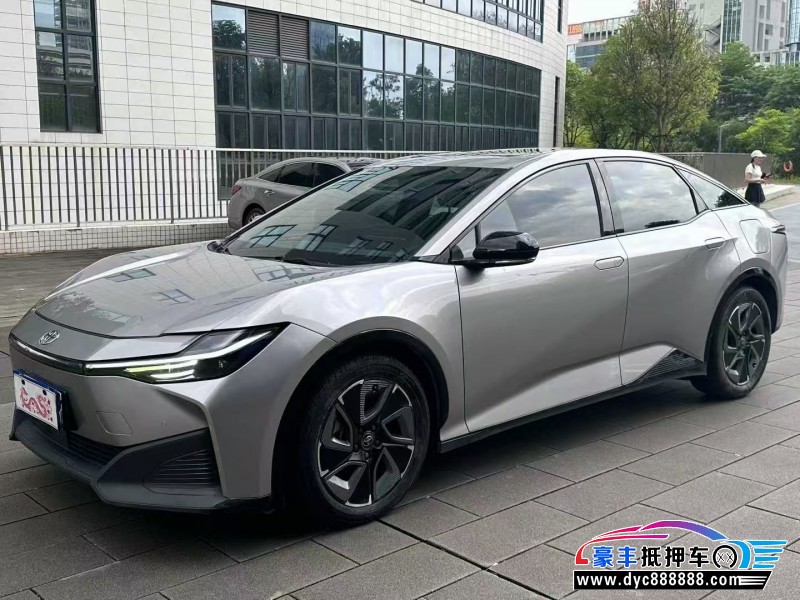 23年丰田BZ3轿车抵押车出售