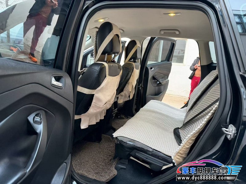 13年福特翼虎轿车抵押车出售