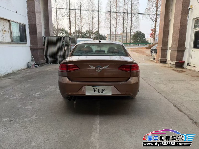 15年大众凌渡轿车抵押车出售