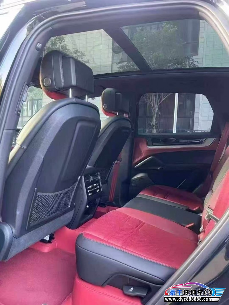 24年保时捷卡宴轿车抵押车出售