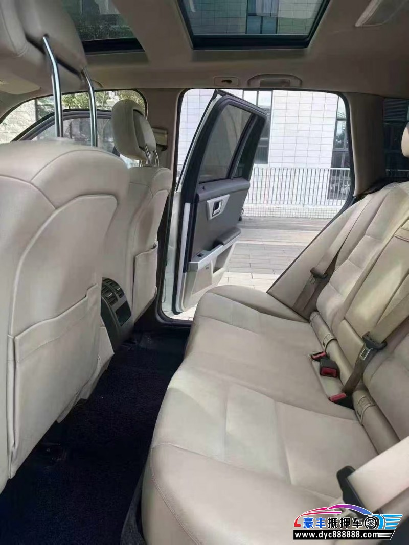 15年奔驰GLK级轿车抵押车出售