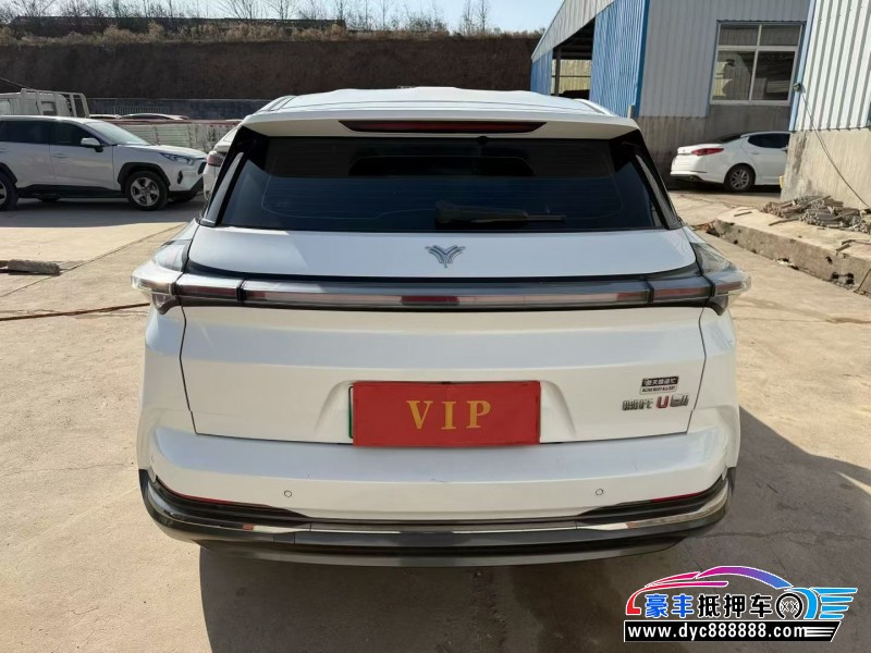 23年哪吒U轿车抵押车出售