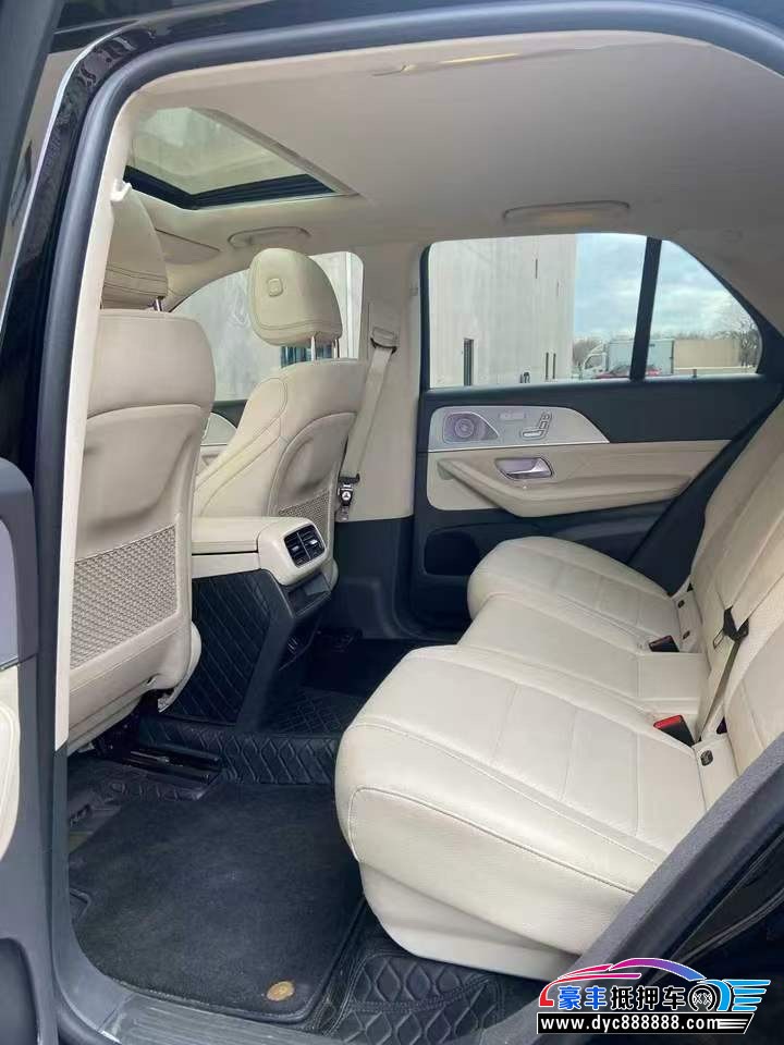 20年奔驰GLE轿车抵押车出售