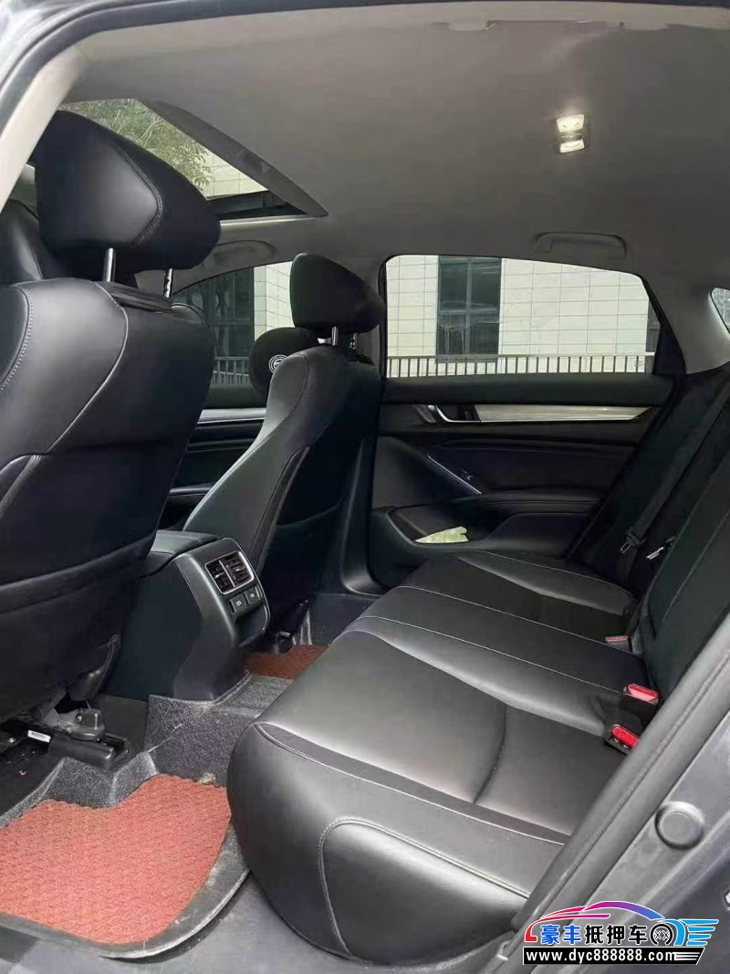 23年本田雅阁轿车抵押车出售