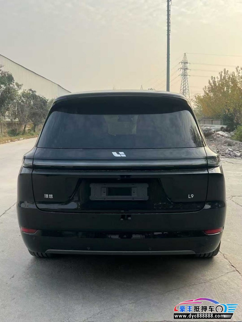 23年理想L9轿车抵押车出售