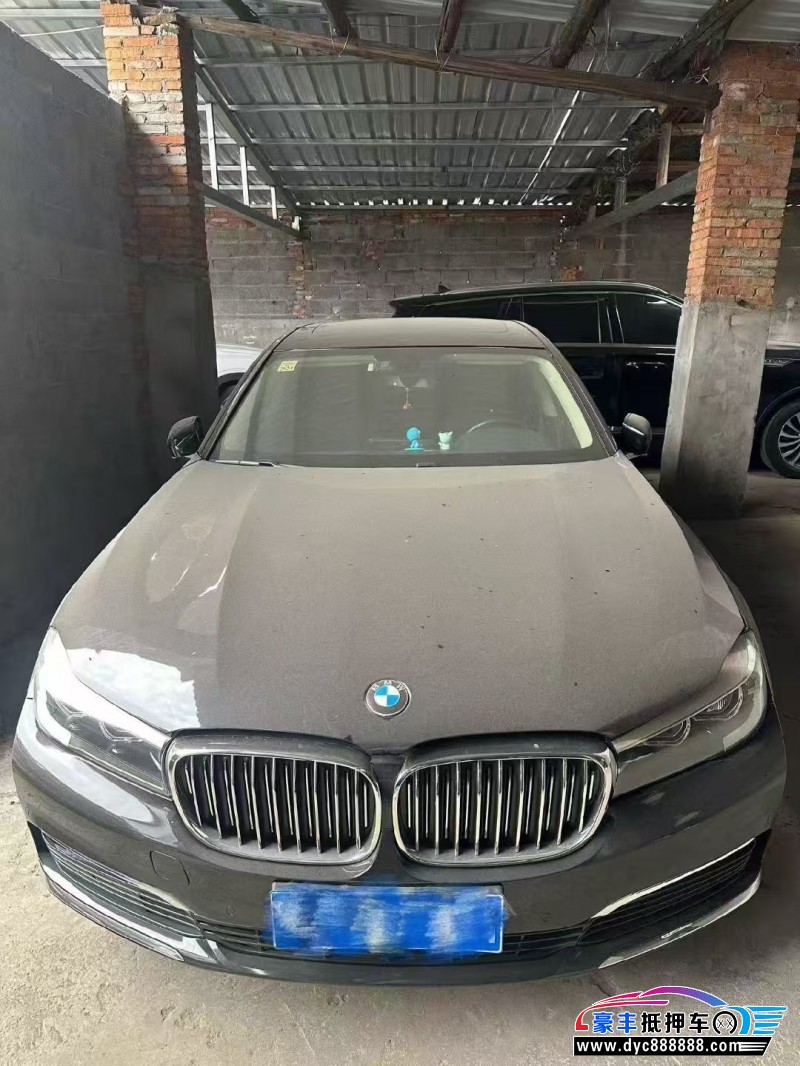 17年宝马7系轿车抵押车出售