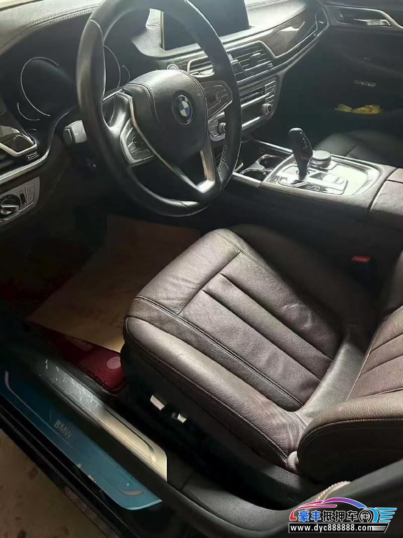 17年宝马7系轿车抵押车出售